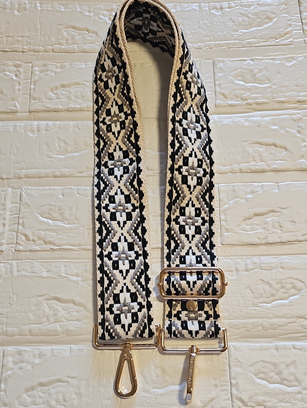 Pom Pom London Strap